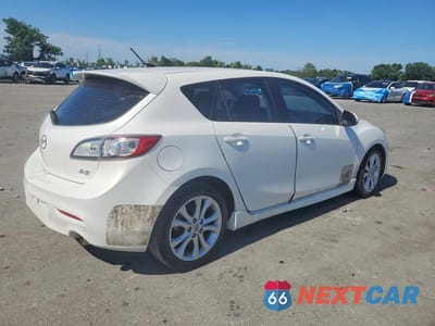 Trzecie zdjęcie samochodu z tyłu: 2010 MAZDA 3 S VIN:JM1BL1H64A1311621 - miniatura