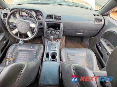Zdjęcie 8 z 12 samochodu: 2009 DODGE CHALLENGER R VIN:2B3LJ54T49H599071 - miniatura