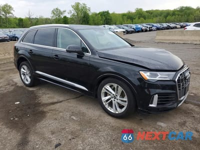 Czwarte zdjęcie samochodu z boku: 2023 AUDI Q7 PREMIUM PLUS VIN:WA1LXBF74PD007667 - miniatura