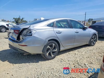 Trzecie zdjęcie samochodu z tyłu: 2021 HONDA INSIGHT EX VIN:19XZE4F53ME002034 - miniatura