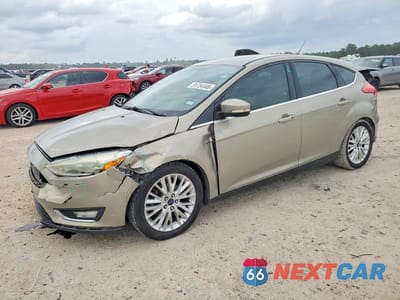 2015 FORD FOCUS TITANIUM 1FADP3N21FL268836 - główne zdjęcie licytacji z USA - miniatura