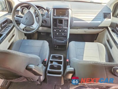 Zdjęcie 8 z 13 samochodu: 2010 DODGE GRAND CARAVAN SE VIN:2D4RN4DE8AR134562 - miniatura