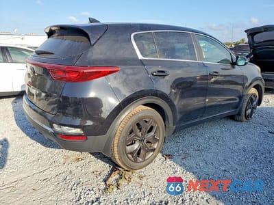 Trzecie zdjęcie samochodu z tyłu: 2022 KIA SPORTAGE LX VIN:KNDPM3AC5N7007330 - miniatura