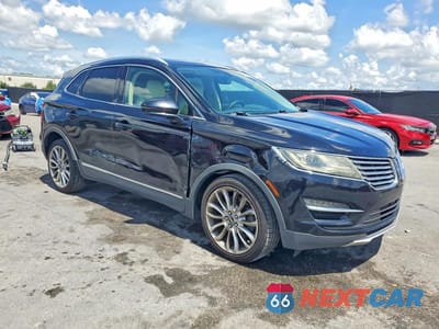 Czwarte zdjęcie samochodu z boku: 2016 LINCOLN MKC VIN:5LMCJ3C94GUJ04444 - miniatura