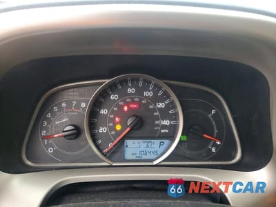 Zdjęcie 9 z 13 samochodu: 2015 TOYOTA RAV4 XLE VIN:JTMWFREV9FD060975 - miniatura