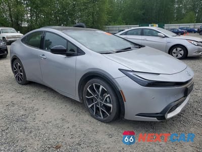 Czwarte zdjęcie samochodu z boku: 2024 TOYOTA PRIUS PRIME XSE PREMIUM VIN:JTDACACU2R3030063 - miniatura
