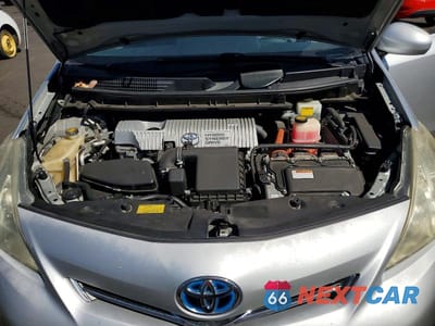 Zdjęcie 11 z 12 samochodu: 2013 TOYOTA PRIUS V THREE VIN:JTDZN3EU1D3197433 - miniatura