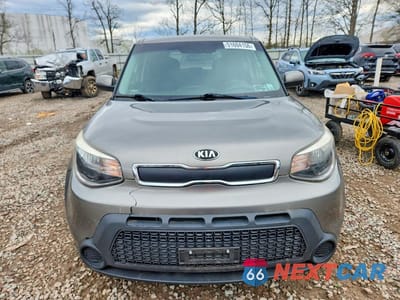 Piąte zdjęcie samochodu w środku: 2016 KIA SOUL BASE VIN:KNDJN2A22G7284539 - miniatura