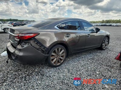Trzecie zdjęcie samochodu z tyłu: 2018 MAZDA 6 TOURING VIN:JM1GL1VM7J1309046 - miniatura