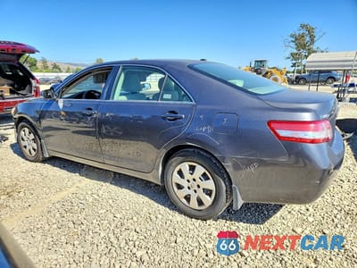 Drugie zdjęcie samochodu z przodu: 2011 TOYOTA CAMRY LE VIN:4T1BF3EK8BU620220 - miniatura