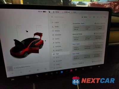 Zdjęcie 9 z 12 samochodu: 2018 TESLA MODEL 3 VIN:5YJ3E1EA6JF004630 - miniatura