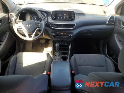 Zdjęcie 8 z 13 samochodu: 2019 HYUNDAI TUCSON VIN:KM8J2CA43KU939748 - miniatura