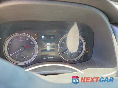 Zdjęcie 9 z 13 samochodu: 2016 HYUNDAI TUCSON LIMITED VIN:KM8J3CA28GU137246 - miniatura