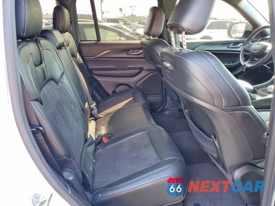 Zdjęcie 10 z 12 samochodu: 2024 JEEP GRAND CHEROKEE LAREDO VIN:1C4RJGAG2RC248206 - miniatura