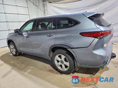 Drugie zdjęcie samochodu z przodu: 2020 TOYOTA HIGHLANDER LE VIN:5TDBZRBH5LS005668 - miniatura