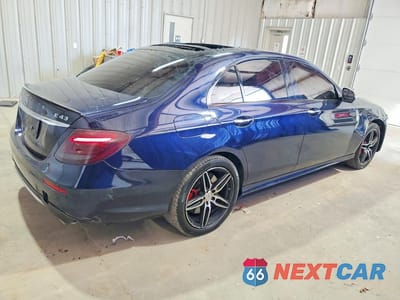 Trzecie zdjęcie samochodu z tyłu: 2018 MERCEDES-BENZ E 43 4MATIC AMG VIN:WDDZF6EB7JA312448 - miniatura