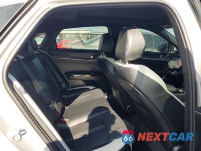 Zdjęcie 10 z 12 samochodu: 2025 KIA K5 GT-LINE VIN:KNAG64J73S5382236 - miniatura