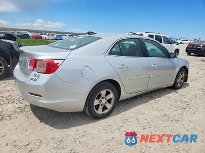 Trzecie zdjęcie samochodu z tyłu: 2015 CHEVROLET MALIBU LS VIN:1G11B5SL1FU120029 - miniatura