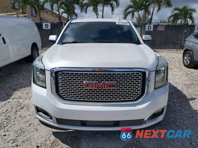 Piąte zdjęcie samochodu w środku: 2016 GMC YUKON XL DENALI VIN:1GKS1HKJ0GR355013 - miniatura
