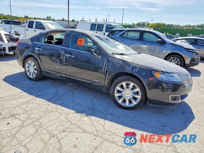 Czwarte zdjęcie samochodu z boku: 2012 LINCOLN MKZ HYBRID VIN:3LNDL2L32CR822535 - miniatura