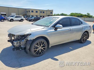 2024 TOYOTA CAMRY SE 4T1G11AK0RU228955 - główne zdjęcie licytacji z USA - miniatura