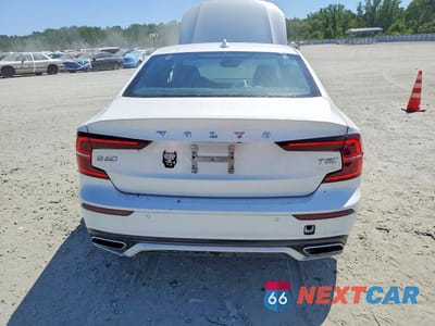 Zdjęcie 6 z 12 samochodu: 2021 VOLVO S60 T5 R-DESIGN VIN:7JR102FM9MG092489 - miniatura
