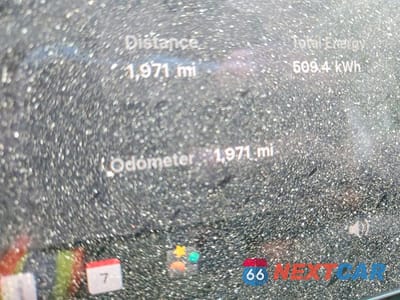 Zdjęcie 9 z 12 samochodu: 2026 TESLA MODEL Y VIN:7SAYGDEE1TA639794 - miniatura