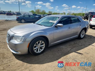 2015 CHRYSLER 300 2C3CCAAG4FH922432 - główne zdjęcie licytacji z USA - miniatura