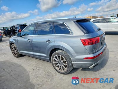 Drugie zdjęcie samochodu z przodu: 2017 AUDI Q7 PREMIUM VIN:WA1AAAF74HD023498 - miniatura