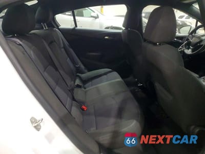 Zdjęcie 10 z 12 samochodu: 2017 CHEVROLET CRUZE LT VIN:1G1BE5SM0H7148815 - miniatura