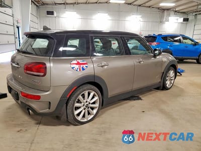 Trzecie zdjęcie samochodu z tyłu: 2017 MINI COOPER S CLUBMAN ALL4 VIN:WMWLU5C5XH2E83129 - miniatura
