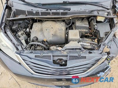 Zdjęcie 12 z 13 samochodu: 2017 TOYOTA SIENNA LE VIN:5TDKZ3DC9HS797832 - miniatura