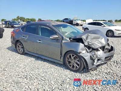 Czwarte zdjęcie samochodu z boku: 2015 NISSAN SENTRA SR VIN:3N1AB7AP1FY285599 - miniatura