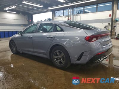 Drugie zdjęcie samochodu z przodu: 2023 KIA K5 LXS VIN:5XXG14J23PG221328 - miniatura
