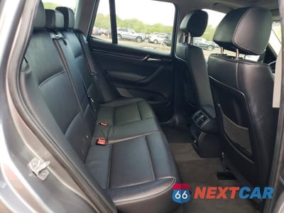 Zdjęcie 10 z 12 samochodu: 2017 BMW X3 SDRIVE28I VIN:5UXWZ7C39H0X40073 - miniatura