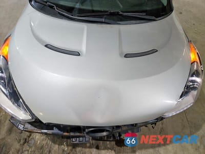 Zdjęcie 11 z 13 samochodu: 2013 HYUNDAI VELOSTER TURBO VIN:KMHTC6AE2DU180576 - miniatura