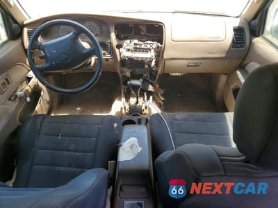 Zdjęcie 8 z 13 samochodu: 2000 TOYOTA 4RUNNER SR5 VIN:JT3GN86R9Y0152265 - miniatura