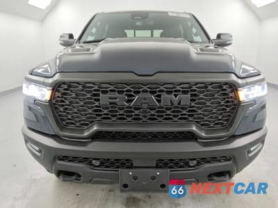 Piąte zdjęcie samochodu w środku: 2026 RAM 1500 REBEL VIN:1C6SRFLP7TN293842 - miniatura