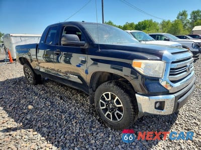 Czwarte zdjęcie samochodu z boku: 2016 TOYOTA TUNDRA SR5 VIN:5TFUW5F10GX526711 - miniatura