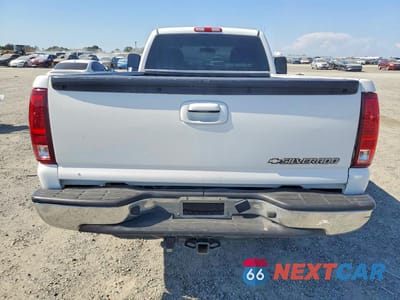 Zdjęcie 6 z 12 samochodu: 2002 CHEVROLET SILVERADO VIN:1GBHC24U32Z243095 - miniatura
