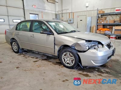 Czwarte zdjęcie samochodu z boku: 2007 CHEVROLET MALIBU LS VIN:1G1ZS58F17F317325 - miniatura