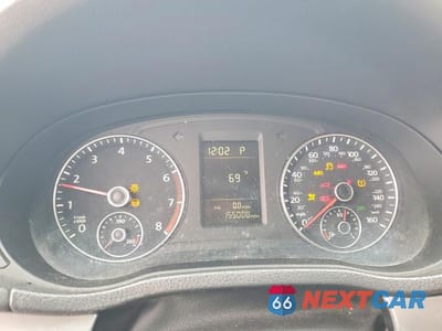 Zdjęcie 9 z 12 samochodu: 2014 VOLKSWAGEN PASSAT S VIN:1VWAT7A35EC052188 - miniatura