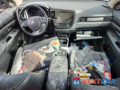 Zdjęcie 8 z 12 samochodu: 2017 MITSUBISHI OUTLANDER SE VIN:JA4AZ3A34HZ036280 - miniatura