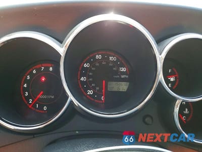 Zdjęcie 9 z 13 samochodu: 2007 TOYOTA COROLLA MATRIX XR VIN:2T1KR32E97C633699 - miniatura