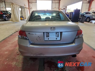 Zdjęcie 6 z 12 samochodu: 2008 HONDA ACCORD EX VIN:1HGCP267X8A058522 - miniatura