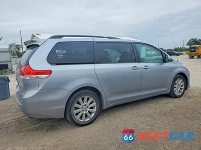 Trzecie zdjęcie samochodu z tyłu: 2014 TOYOTA SIENNA XLE 7-PASSENGER VIN:5TDDK3DC5ES078912 - miniatura