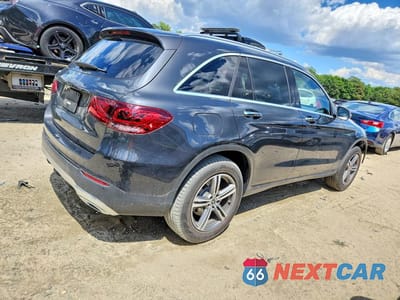 Trzecie zdjęcie samochodu z tyłu: 2020 MERCEDES-BENZ GLC 300 4MATIC VIN:WDC0G8EB4LF731272 - miniatura
