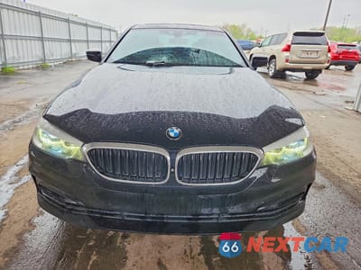 Piąte zdjęcie samochodu w środku: 2019 BMW 530 I VIN:WBAJA5C54KWA57999 - miniatura