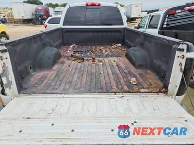 Zdjęcie 10 z 13 samochodu: 2007 DODGE RAM 3500 ST VIN:3D7MX48AX7G830353 - miniatura