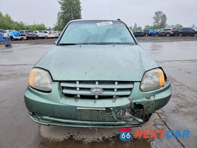 Piąte zdjęcie samochodu w środku: 2005 HYUNDAI ACCENT GL VIN:KMHCG45C35U585400 - miniatura